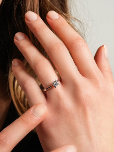 8 Ayar Tektaş Yüzük